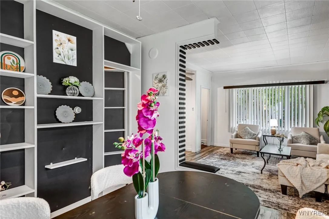 206 May Street, Buffalo, New York 14211, Buffalo, New York 14211, 4 Bedrooms Bedrooms, 7 Rooms Rooms,1 BathroomBathrooms,Residential,For Sale,206 May Street, Buffalo, New York 14211,B1627440