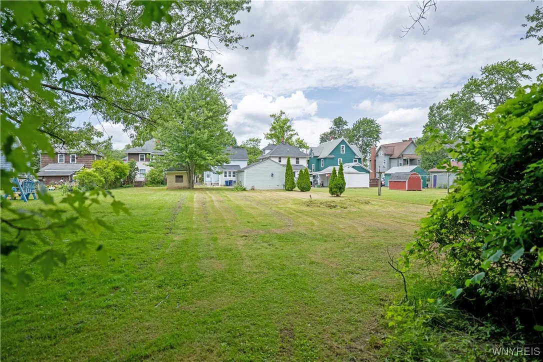 400 Pine Street, Lockport City, New York 14094, Lockport City, New York 14094, 4 Bedrooms Bedrooms, ,2 BathroomsBathrooms,Residential,For Sale,400 Pine Street, Lockport City, New York 14094,B1624092