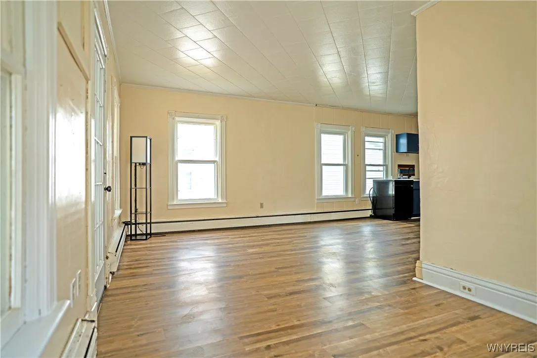 400 Pine Street, Lockport City, New York 14094, Lockport City, New York 14094, 4 Bedrooms Bedrooms, ,2 BathroomsBathrooms,Residential,For Sale,400 Pine Street, Lockport City, New York 14094,B1624092