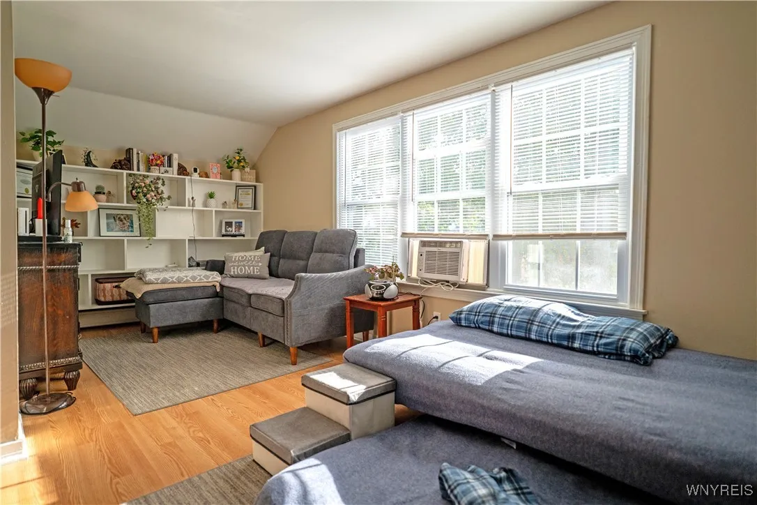 400 Pine Street, Lockport City, New York 14094, Lockport City, New York 14094, 4 Bedrooms Bedrooms, ,2 BathroomsBathrooms,Residential,For Sale,400 Pine Street, Lockport City, New York 14094,B1624092