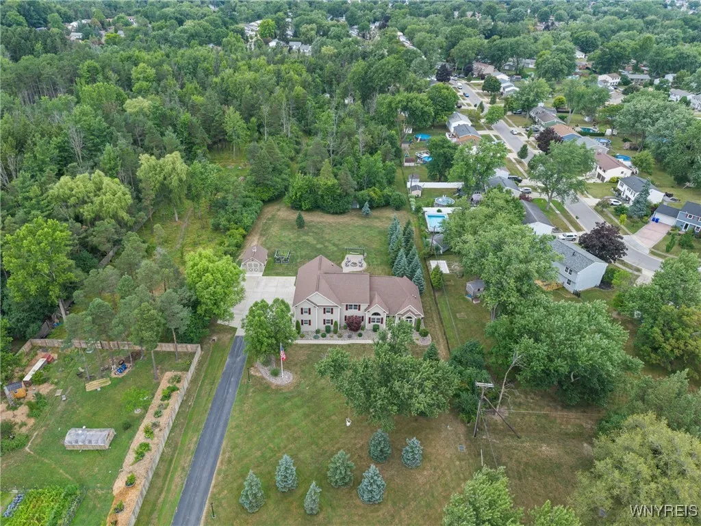 236 Michael Road, West Seneca, New York 14127, West Seneca, New York 14127, 5 Bedrooms Bedrooms, ,3 BathroomsBathrooms,Residential,For Sale,236 Michael Road, West Seneca, New York 14127,B1627143