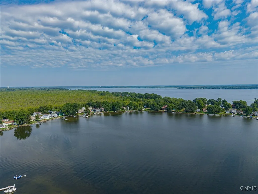 A view of the other side of Short Point Bay and the lake beyond...