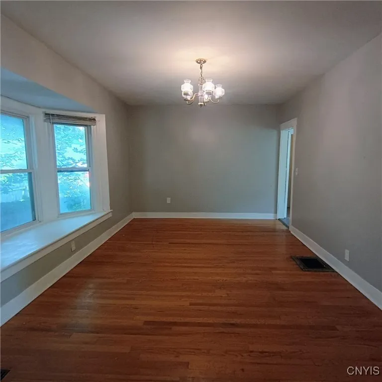 227 Hixson Street, Syracuse, New York 13206, Syracuse, New York 13206, 3 Bedrooms Bedrooms, 8 Rooms Rooms,1 BathroomBathrooms,Residential,For Sale,227 Hixson Street, Syracuse, New York 13206,S1626593