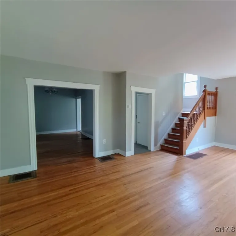 227 Hixson Street, Syracuse, New York 13206, Syracuse, New York 13206, 3 Bedrooms Bedrooms, 8 Rooms Rooms,1 BathroomBathrooms,Residential,For Sale,227 Hixson Street, Syracuse, New York 13206,S1626593