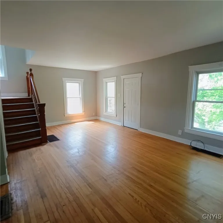 227 Hixson Street, Syracuse, New York 13206, Syracuse, New York 13206, 3 Bedrooms Bedrooms, 8 Rooms Rooms,1 BathroomBathrooms,Residential,For Sale,227 Hixson Street, Syracuse, New York 13206,S1626593