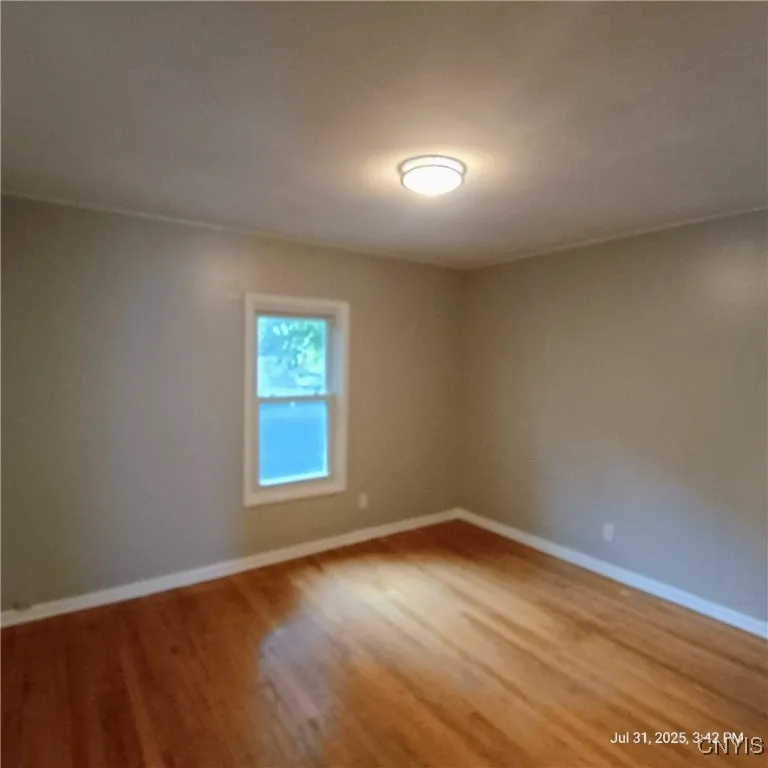 227 Hixson Street, Syracuse, New York 13206, Syracuse, New York 13206, 3 Bedrooms Bedrooms, 8 Rooms Rooms,1 BathroomBathrooms,Residential,For Sale,227 Hixson Street, Syracuse, New York 13206,S1626593