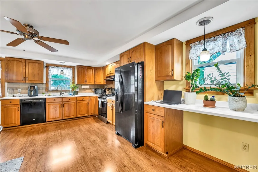 67 Mcparlin Avenue, Cheektowaga, New York 14225, Cheektowaga, New York 14225, 3 Bedrooms Bedrooms, 6 Rooms Rooms,1 BathroomBathrooms,Residential,For Sale,67 Mcparlin Avenue, Cheektowaga, New York 14225,B1627370