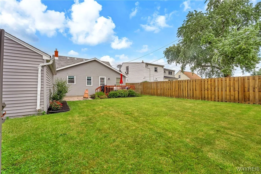 67 Mcparlin Avenue, Cheektowaga, New York 14225, Cheektowaga, New York 14225, 3 Bedrooms Bedrooms, 6 Rooms Rooms,1 BathroomBathrooms,Residential,For Sale,67 Mcparlin Avenue, Cheektowaga, New York 14225,B1627370