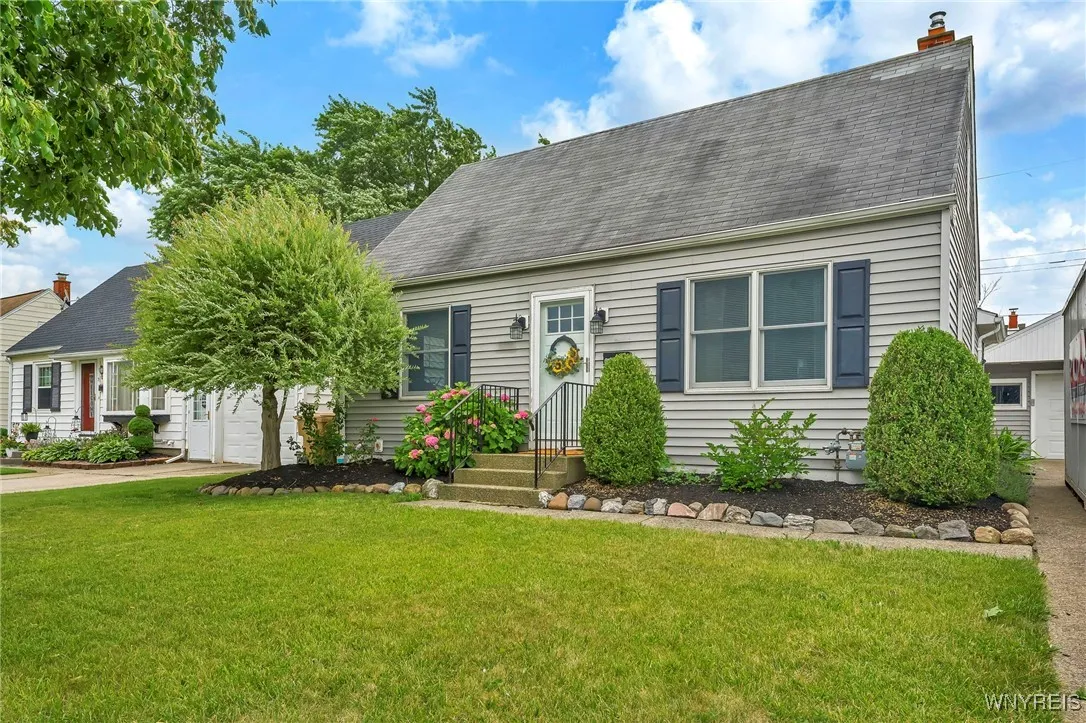67 Mcparlin Avenue, Cheektowaga, New York 14225, Cheektowaga, New York 14225, 3 Bedrooms Bedrooms, 6 Rooms Rooms,1 BathroomBathrooms,Residential,For Sale,67 Mcparlin Avenue, Cheektowaga, New York 14225,B1627370