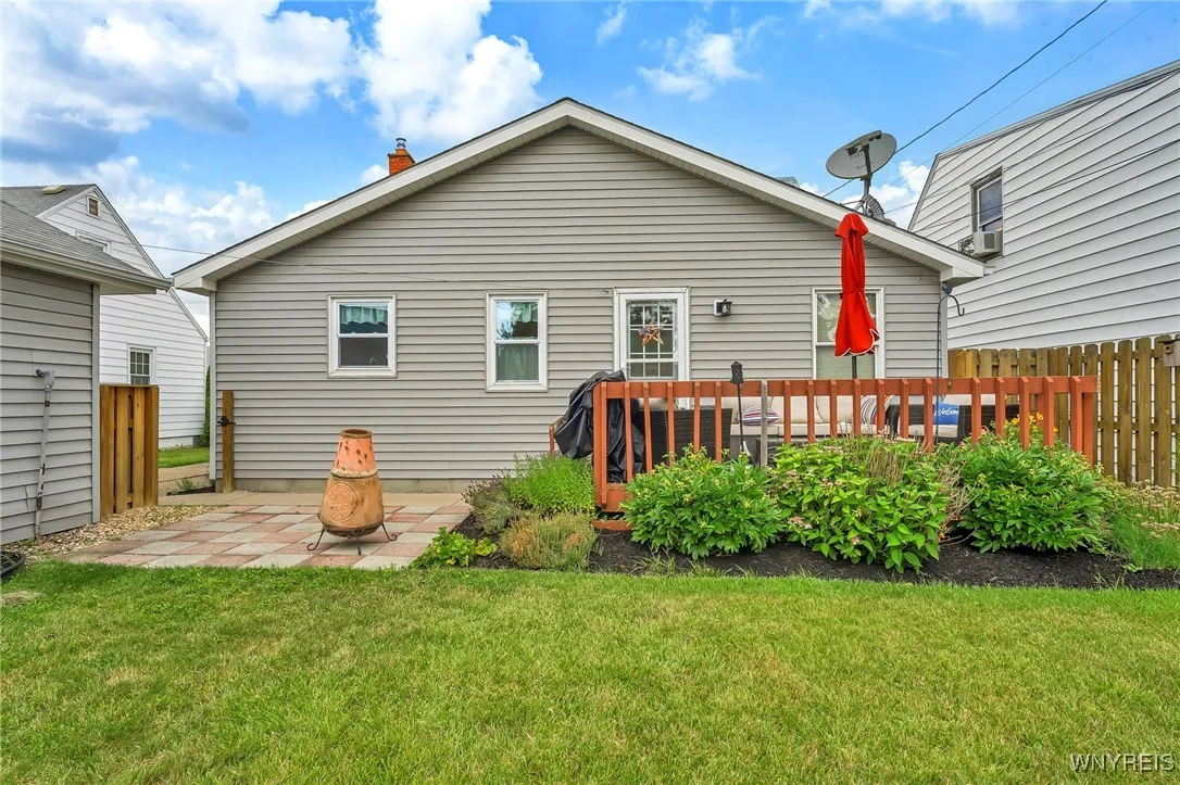 67 Mcparlin Avenue, Cheektowaga, New York 14225, Cheektowaga, New York 14225, 3 Bedrooms Bedrooms, 6 Rooms Rooms,1 BathroomBathrooms,Residential,For Sale,67 Mcparlin Avenue, Cheektowaga, New York 14225,B1627370