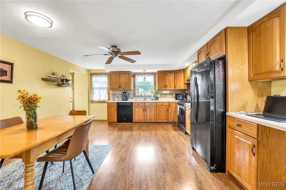 67 Mcparlin Avenue, Cheektowaga, New York 14225, Cheektowaga, New York 14225, 3 Bedrooms Bedrooms, 6 Rooms Rooms,1 BathroomBathrooms,Residential,For Sale,67 Mcparlin Avenue, Cheektowaga, New York 14225,B1627370