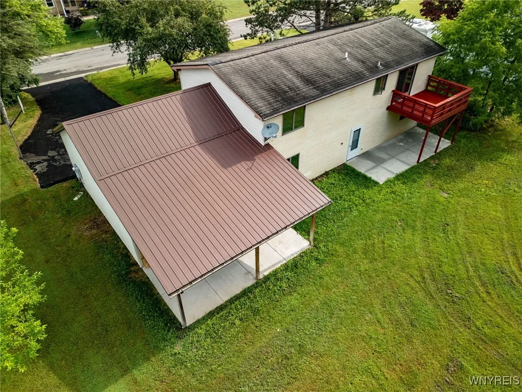 4357 Sunset Court, Lockport Town, New York 14094, Lockport Town, New York 14094, 4 Bedrooms Bedrooms, 7 Rooms Rooms,2 BathroomsBathrooms,Residential,For Sale,4357 Sunset Court, Lockport Town, New York 14094,B1627002