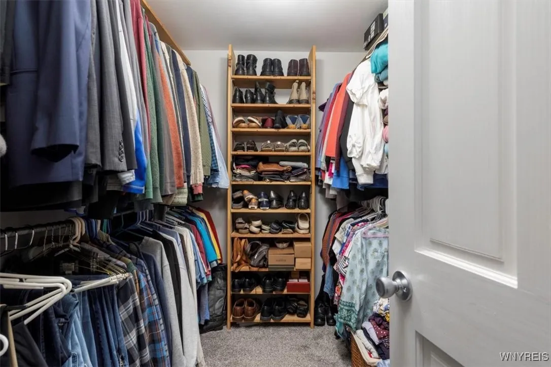 68 Hardwood Court, Concord, New York 14069, Concord, New York 14069, 3 Bedrooms Bedrooms, 10 Rooms Rooms,2 BathroomsBathrooms,Residential,For Sale,68 Hardwood Court, Concord, New York 14069,B1627029