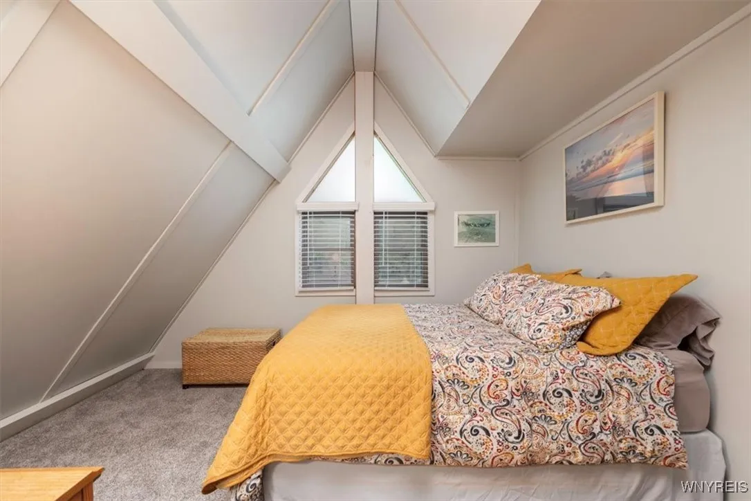 68 Hardwood Court, Concord, New York 14069, Concord, New York 14069, 3 Bedrooms Bedrooms, 10 Rooms Rooms,2 BathroomsBathrooms,Residential,For Sale,68 Hardwood Court, Concord, New York 14069,B1627029