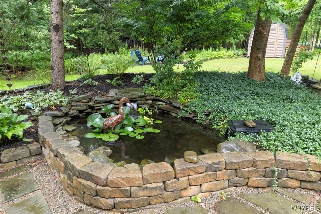 68 Hardwood Court, Concord, New York 14069, Concord, New York 14069, 3 Bedrooms Bedrooms, 10 Rooms Rooms,2 BathroomsBathrooms,Residential,For Sale,68 Hardwood Court, Concord, New York 14069,B1627029