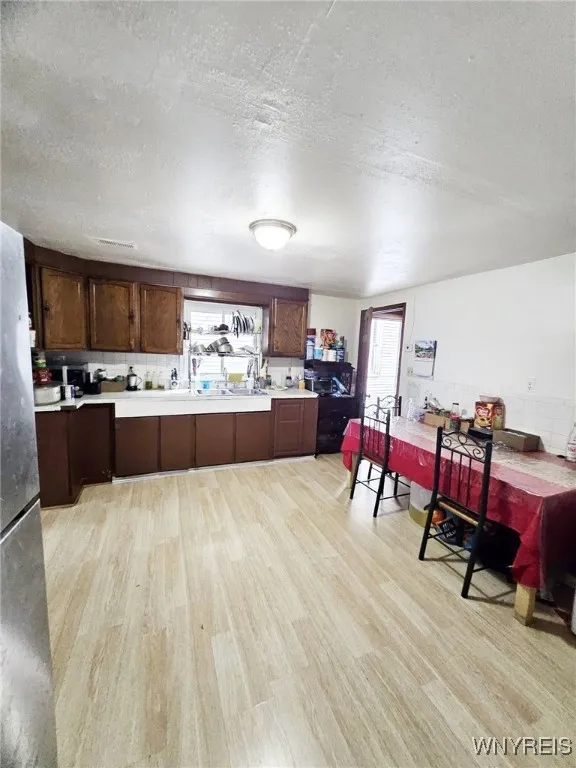 64 Sweet Avenue, Buffalo, New York 14212, Buffalo, New York 14212, 5 Bedrooms Bedrooms, ,2 BathroomsBathrooms,Residential,For Sale,64 Sweet Avenue, Buffalo, New York 14212,B1627400