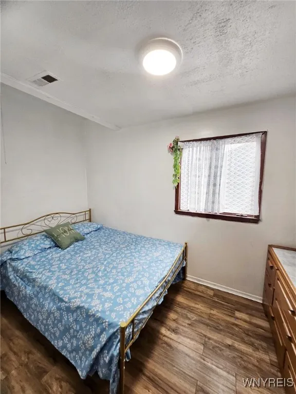 64 Sweet Avenue, Buffalo, New York 14212, Buffalo, New York 14212, 5 Bedrooms Bedrooms, ,2 BathroomsBathrooms,Residential,For Sale,64 Sweet Avenue, Buffalo, New York 14212,B1627400