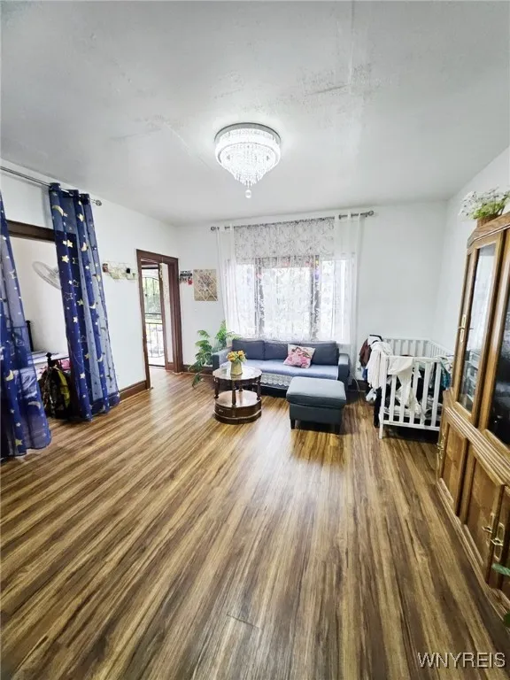 64 Sweet Avenue, Buffalo, New York 14212, Buffalo, New York 14212, 5 Bedrooms Bedrooms, ,2 BathroomsBathrooms,Residential,For Sale,64 Sweet Avenue, Buffalo, New York 14212,B1627400