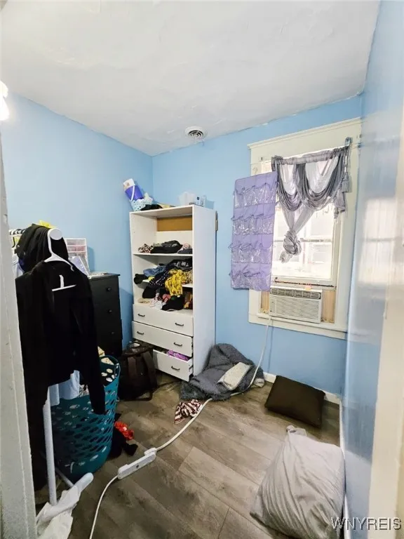 24 Sweet Avenue, Buffalo, New York 14212, Buffalo, New York 14212, 4 Bedrooms Bedrooms, ,2 BathroomsBathrooms,Residential,For Sale,24 Sweet Avenue, Buffalo, New York 14212,B1627384