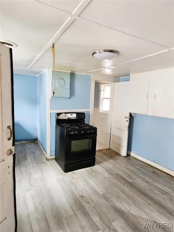 24 Sweet Avenue, Buffalo, New York 14212, Buffalo, New York 14212, 4 Bedrooms Bedrooms, ,2 BathroomsBathrooms,Residential,For Sale,24 Sweet Avenue, Buffalo, New York 14212,B1627384