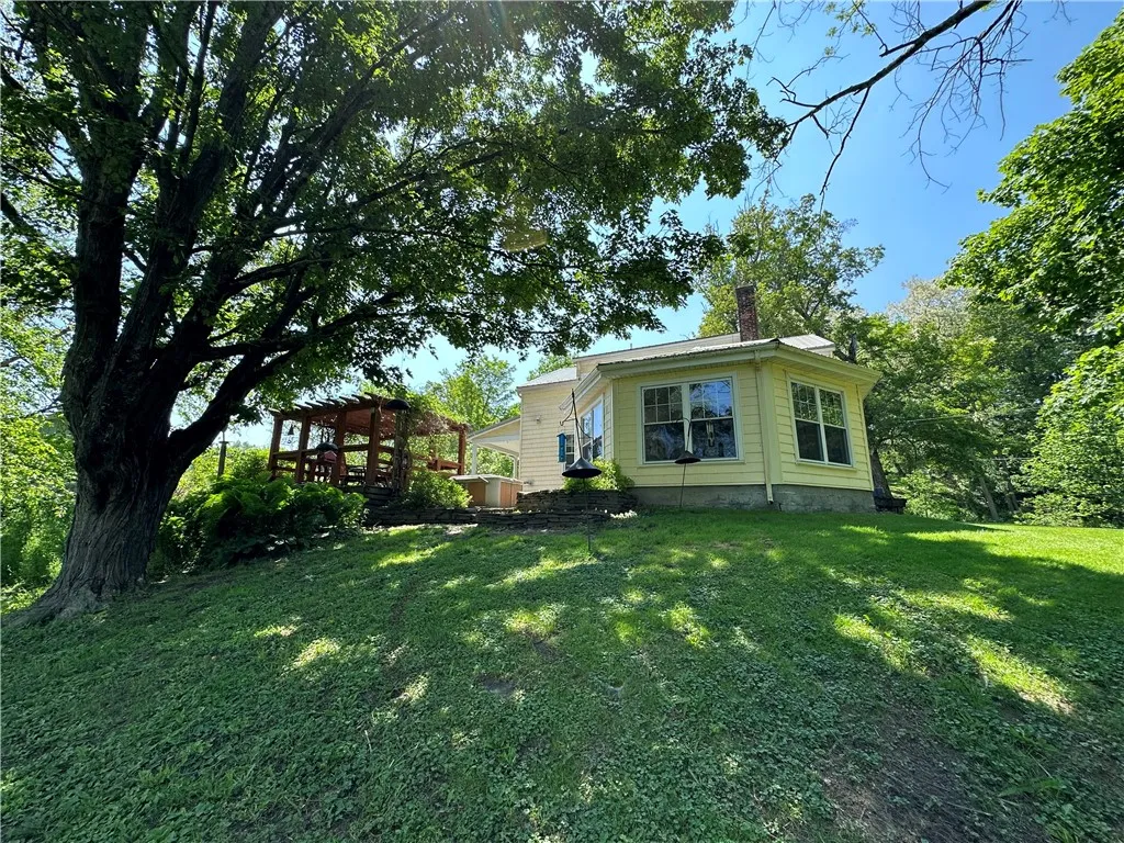 438 County Highway 9, Oneonta, New York 13820, Oneonta, New York 13820, 3 Bedrooms Bedrooms, 9 Rooms Rooms,2 BathroomsBathrooms,Residential,For Sale,438 County Highway 9, Oneonta, New York 13820,R1627341