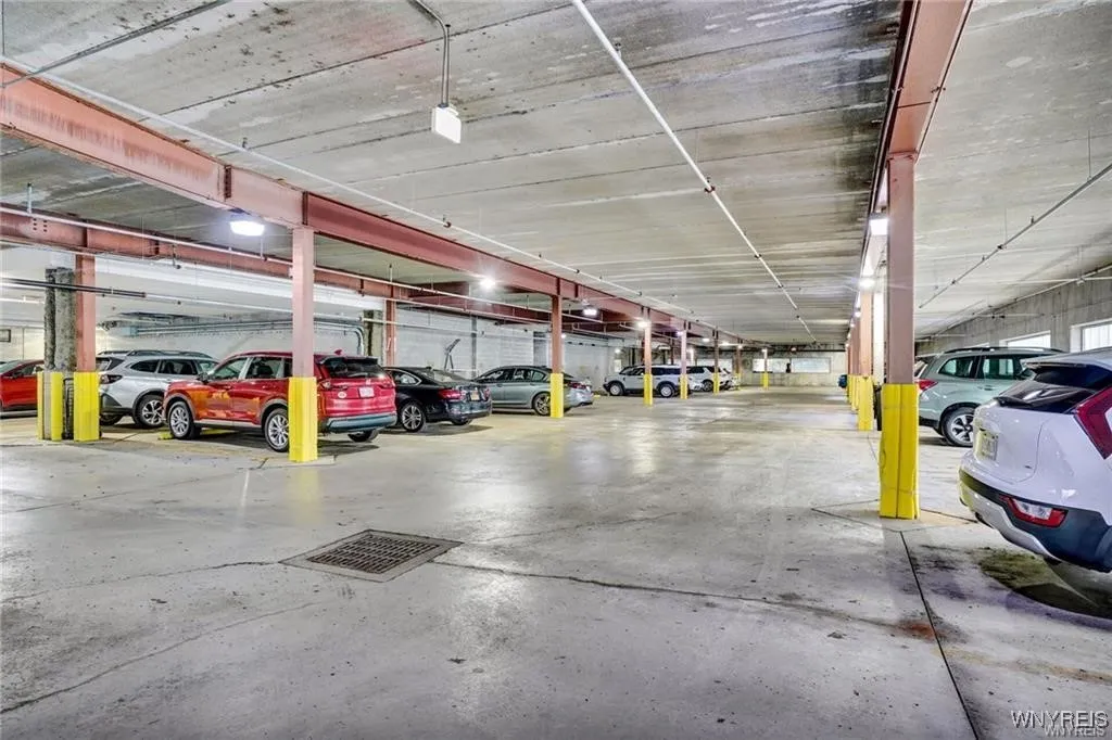 803 Admirals Walk 803, Buffalo, New York 14202, Buffalo, New York 14202, 2 Bedrooms Bedrooms, 5 Rooms Rooms,2 BathroomsBathrooms,Residential,For Sale,803 Admirals Walk 803, Buffalo, New York 14202,B1627439