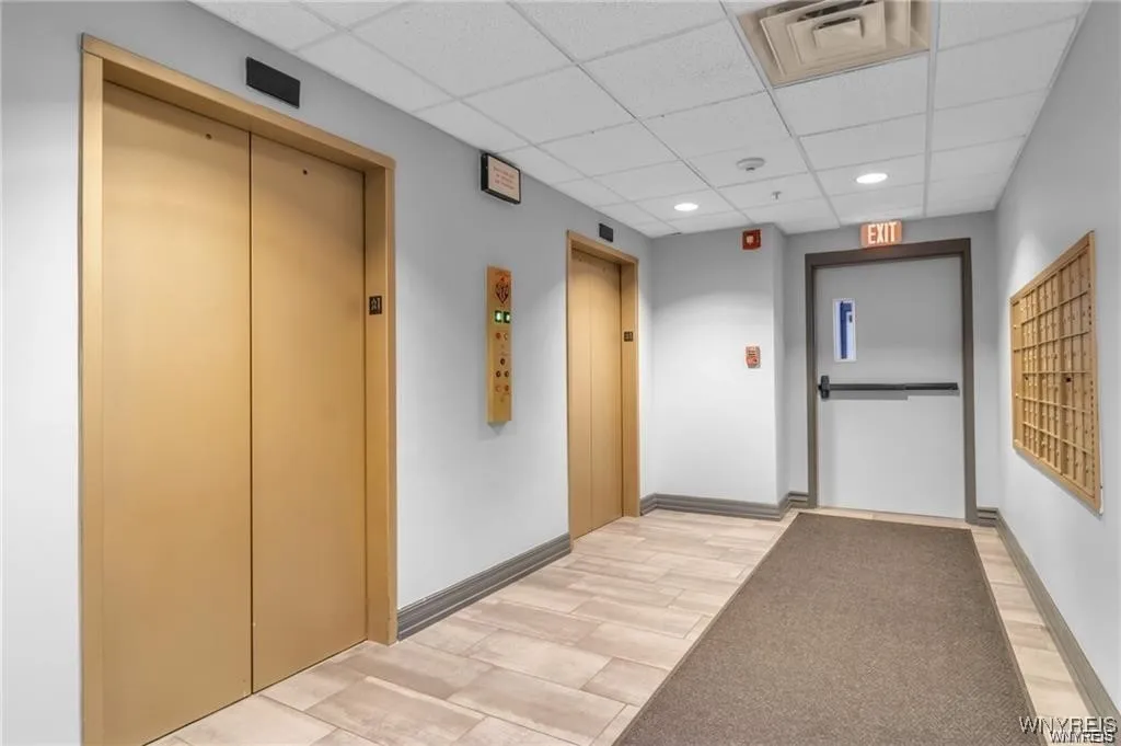 803 Admirals Walk 803, Buffalo, New York 14202, Buffalo, New York 14202, 2 Bedrooms Bedrooms, 5 Rooms Rooms,2 BathroomsBathrooms,Residential,For Sale,803 Admirals Walk 803, Buffalo, New York 14202,B1627439