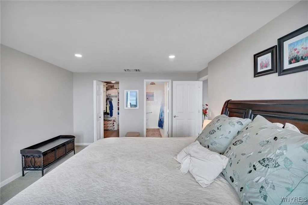 803 Admirals Walk 803, Buffalo, New York 14202, Buffalo, New York 14202, 2 Bedrooms Bedrooms, 5 Rooms Rooms,2 BathroomsBathrooms,Residential,For Sale,803 Admirals Walk 803, Buffalo, New York 14202,B1627439