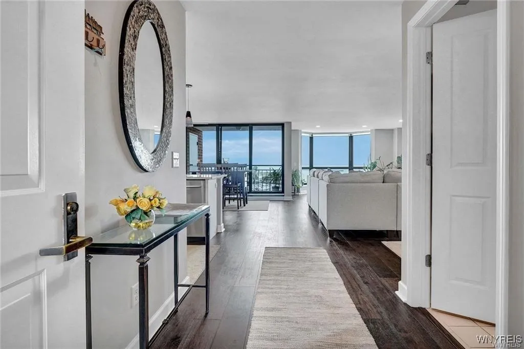 803 Admirals Walk 803, Buffalo, New York 14202, Buffalo, New York 14202, 2 Bedrooms Bedrooms, 5 Rooms Rooms,2 BathroomsBathrooms,Residential,For Sale,803 Admirals Walk 803, Buffalo, New York 14202,B1627439