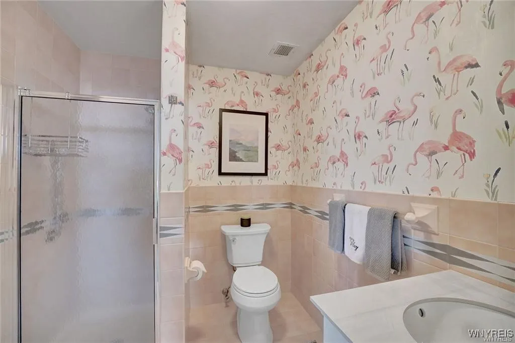 803 Admirals Walk 803, Buffalo, New York 14202, Buffalo, New York 14202, 2 Bedrooms Bedrooms, 5 Rooms Rooms,2 BathroomsBathrooms,Residential,For Sale,803 Admirals Walk 803, Buffalo, New York 14202,B1627439