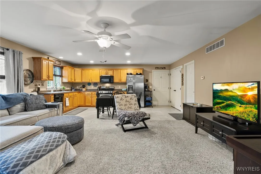 236 Michael Road, West Seneca, New York 14127, West Seneca, New York 14127, 5 Bedrooms Bedrooms, 15 Rooms Rooms,3 BathroomsBathrooms,Residential,For Sale,236 Michael Road, West Seneca, New York 14127,B1627450