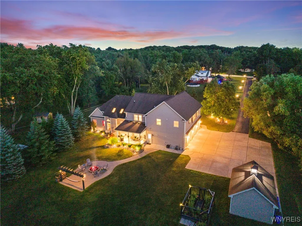 236 Michael Road, West Seneca, New York 14127, West Seneca, New York 14127, 5 Bedrooms Bedrooms, 15 Rooms Rooms,3 BathroomsBathrooms,Residential,For Sale,236 Michael Road, West Seneca, New York 14127,B1627450