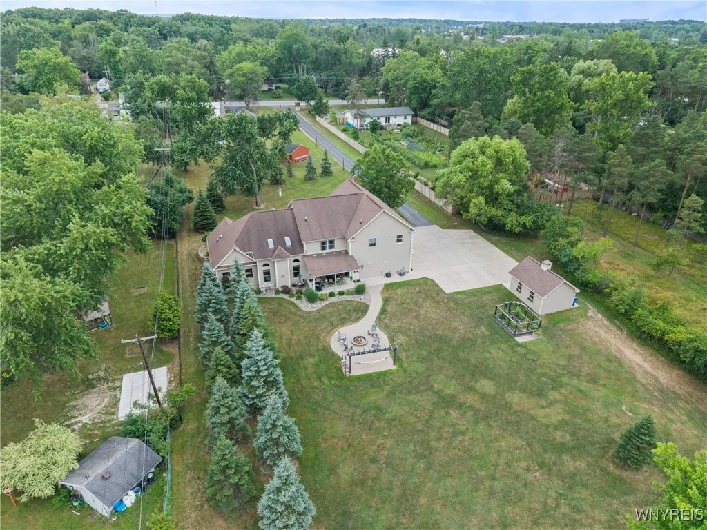 236 Michael Road, West Seneca, New York 14127, West Seneca, New York 14127, 5 Bedrooms Bedrooms, 15 Rooms Rooms,3 BathroomsBathrooms,Residential,For Sale,236 Michael Road, West Seneca, New York 14127,B1627450