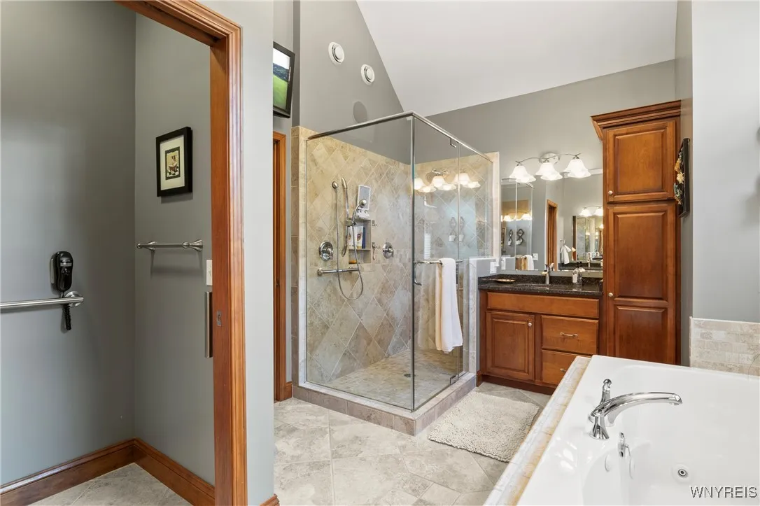 236 Michael Road, West Seneca, New York 14127, West Seneca, New York 14127, 5 Bedrooms Bedrooms, 15 Rooms Rooms,3 BathroomsBathrooms,Residential,For Sale,236 Michael Road, West Seneca, New York 14127,B1627450