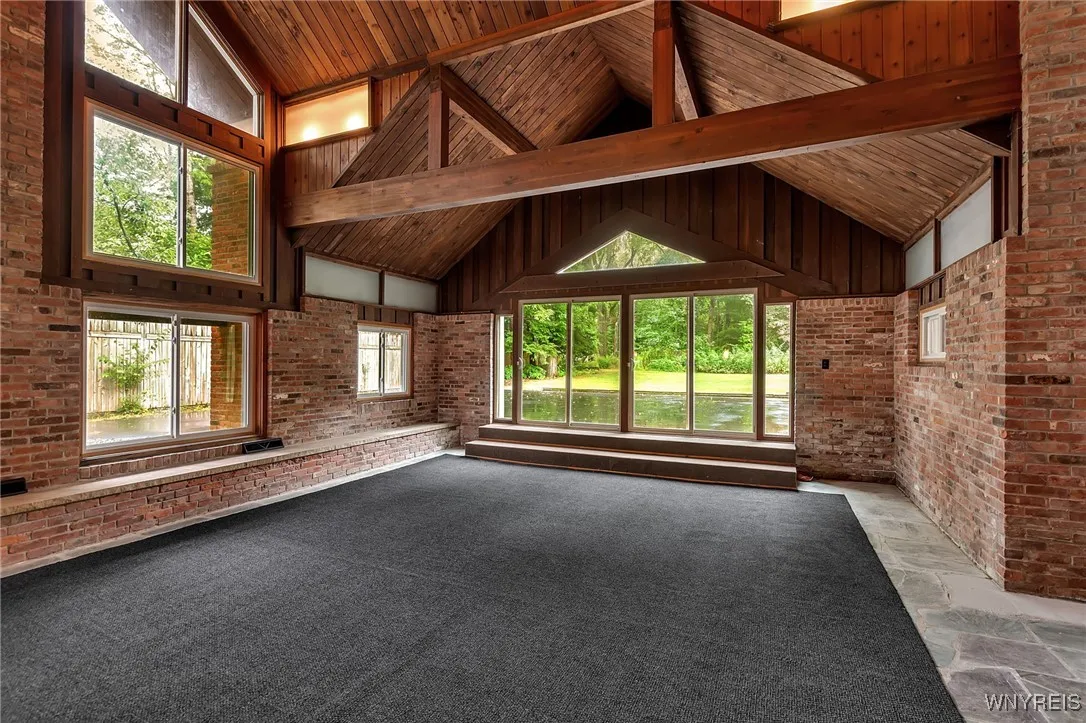 1750 Woodard Road, Elma, New York 14059, Elma, New York 14059, 7 Bedrooms Bedrooms, 22 Rooms Rooms,6 BathroomsBathrooms,Residential,For Sale,1750 Woodard Road, Elma, New York 14059,B1627303