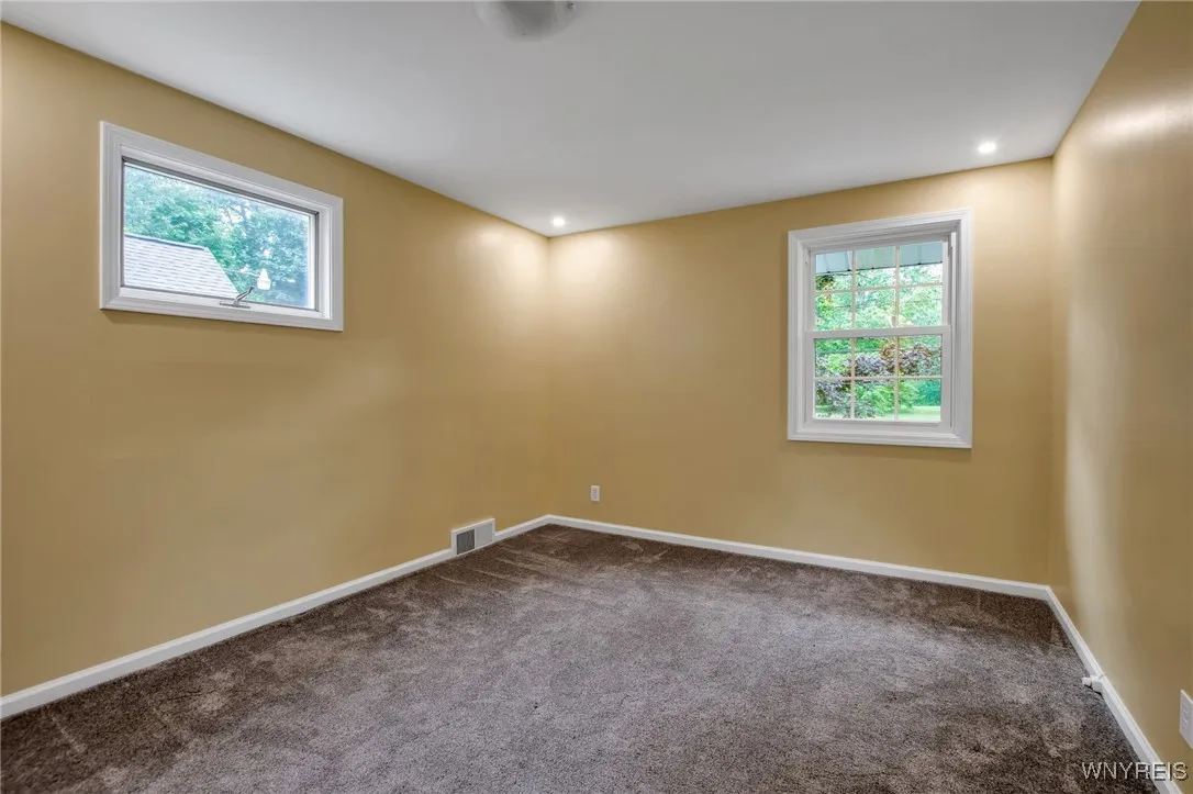 1750 Woodard Road, Elma, New York 14059, Elma, New York 14059, 7 Bedrooms Bedrooms, 22 Rooms Rooms,6 BathroomsBathrooms,Residential,For Sale,1750 Woodard Road, Elma, New York 14059,B1627303