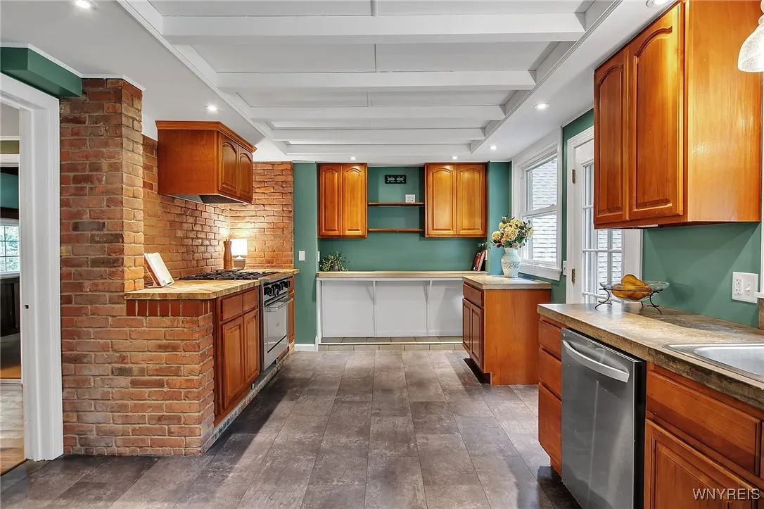 1750 Woodard Road, Elma, New York 14059, Elma, New York 14059, 7 Bedrooms Bedrooms, 22 Rooms Rooms,6 BathroomsBathrooms,Residential,For Sale,1750 Woodard Road, Elma, New York 14059,B1627303