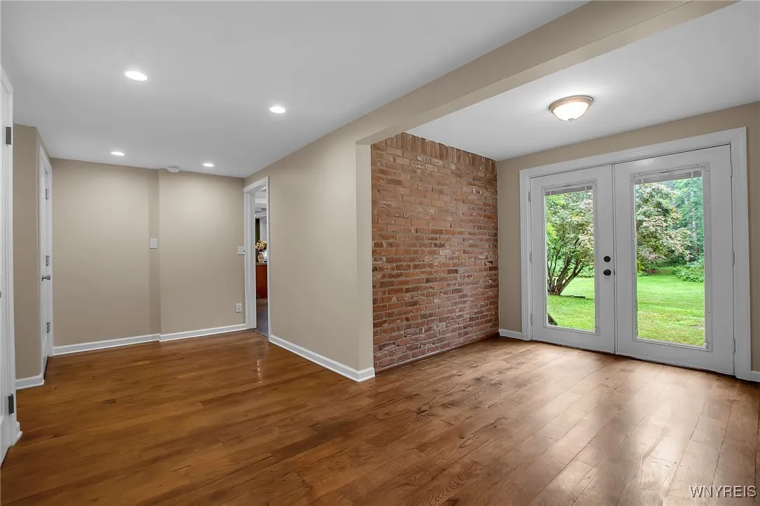 1750 Woodard Road, Elma, New York 14059, Elma, New York 14059, 7 Bedrooms Bedrooms, 22 Rooms Rooms,6 BathroomsBathrooms,Residential,For Sale,1750 Woodard Road, Elma, New York 14059,B1627303