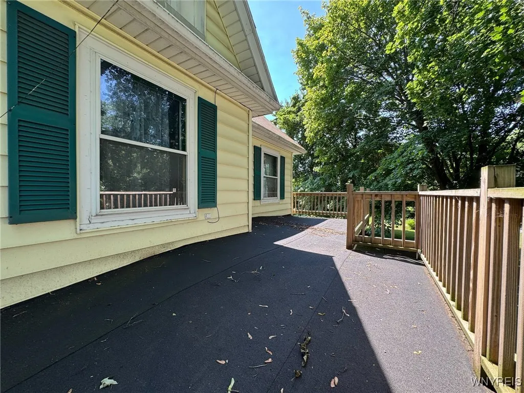 2301 Coomer Road, Newfane, New York 14028, Newfane, New York 14028, 3 Bedrooms Bedrooms, 8 Rooms Rooms,1 BathroomBathrooms,Residential,For Sale,2301 Coomer Road, Newfane, New York 14028,B1627372