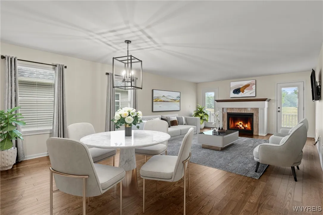 11 Henslow, Lancaster, New York 14086, Lancaster, New York 14086, 2 Bedrooms Bedrooms, 5 Rooms Rooms,2 BathroomsBathrooms,Residential,For Sale,11 Henslow, Lancaster, New York 14086,B1625427