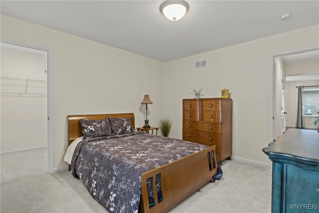 11 Henslow, Lancaster, New York 14086, Lancaster, New York 14086, 2 Bedrooms Bedrooms, 5 Rooms Rooms,2 BathroomsBathrooms,Residential,For Sale,11 Henslow, Lancaster, New York 14086,B1625427