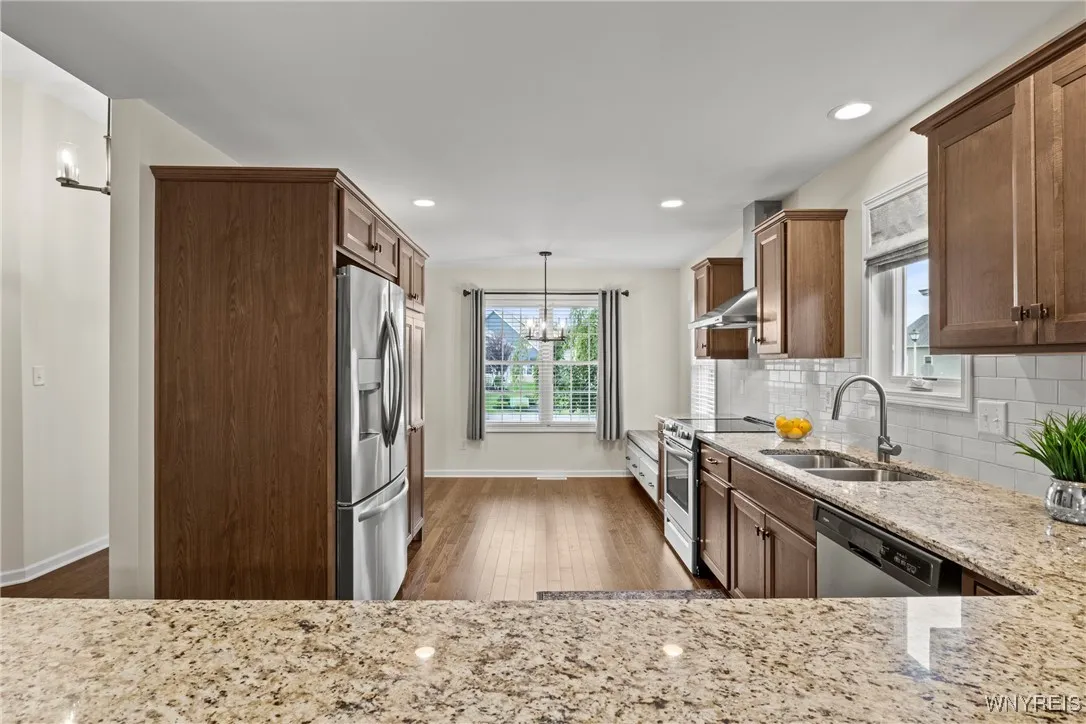 11 Henslow, Lancaster, New York 14086, Lancaster, New York 14086, 2 Bedrooms Bedrooms, 5 Rooms Rooms,2 BathroomsBathrooms,Residential,For Sale,11 Henslow, Lancaster, New York 14086,B1625427