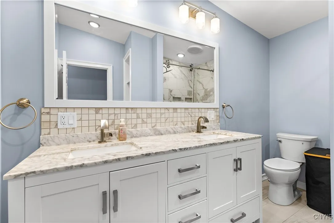 10494 Miller Road, Deerfield, New York 13502, Deerfield, New York 13502, 6 Bedrooms Bedrooms, 9 Rooms Rooms,4 BathroomsBathrooms,Residential,For Sale,10494 Miller Road, Deerfield, New York 13502,0,S1627415