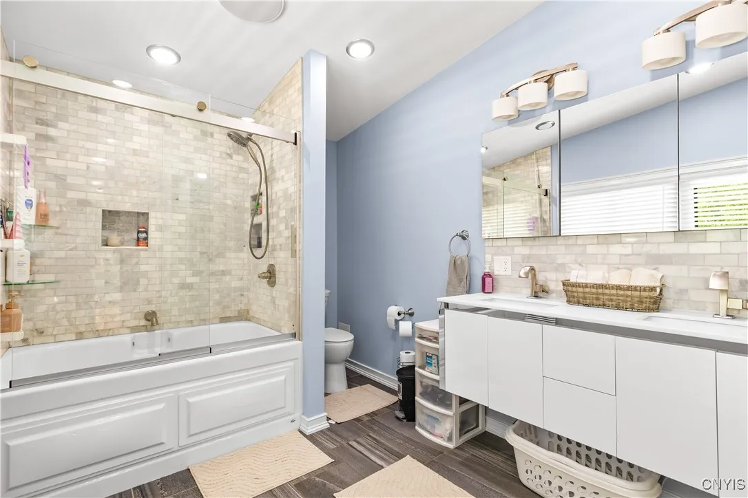 10494 Miller Road, Deerfield, New York 13502, Deerfield, New York 13502, 5 Bedrooms Bedrooms, 9 Rooms Rooms,4 BathroomsBathrooms,Residential,For Sale,10494 Miller Road, Deerfield, New York 13502,S1627415