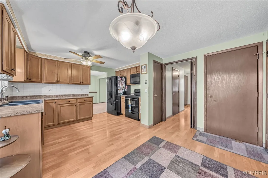 45 Forestview Drive, Lancaster, New York 14043, Lancaster, New York 14043, 3 Bedrooms Bedrooms, 6 Rooms Rooms,1 BathroomBathrooms,Residential,For Sale,45 Forestview Drive, Lancaster, New York 14043,B1627333