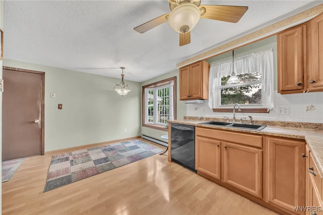 45 Forestview Drive, Lancaster, New York 14043, Lancaster, New York 14043, 3 Bedrooms Bedrooms, 6 Rooms Rooms,1 BathroomBathrooms,Residential,For Sale,45 Forestview Drive, Lancaster, New York 14043,B1627333