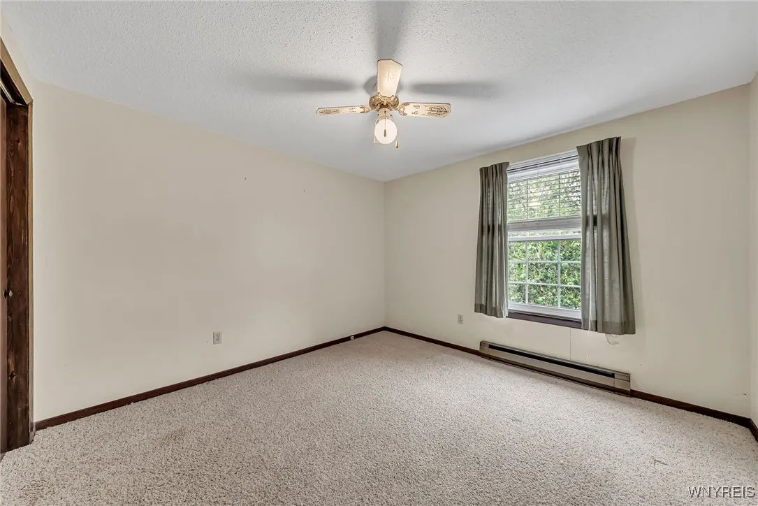 45 Forestview Drive, Lancaster, New York 14043, Lancaster, New York 14043, 3 Bedrooms Bedrooms, 6 Rooms Rooms,1 BathroomBathrooms,Residential,For Sale,45 Forestview Drive, Lancaster, New York 14043,B1627333