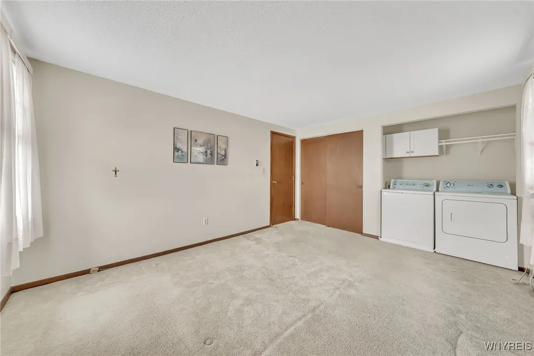 45 Forestview Drive, Lancaster, New York 14043, Lancaster, New York 14043, 3 Bedrooms Bedrooms, 6 Rooms Rooms,1 BathroomBathrooms,Residential,For Sale,45 Forestview Drive, Lancaster, New York 14043,B1627333