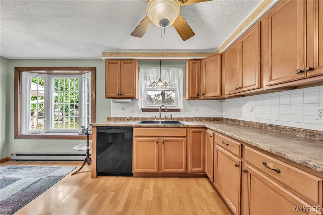 45 Forestview Drive, Lancaster, New York 14043, Lancaster, New York 14043, 3 Bedrooms Bedrooms, 6 Rooms Rooms,1 BathroomBathrooms,Residential,For Sale,45 Forestview Drive, Lancaster, New York 14043,B1627333