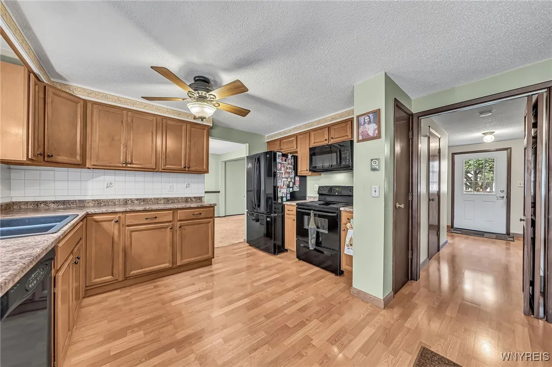 45 Forestview Drive, Lancaster, New York 14043, Lancaster, New York 14043, 3 Bedrooms Bedrooms, 6 Rooms Rooms,1 BathroomBathrooms,Residential,For Sale,45 Forestview Drive, Lancaster, New York 14043,B1627333